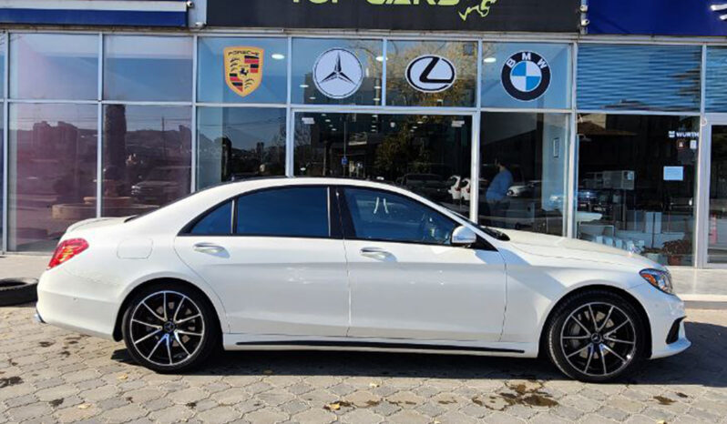 Mercedes-Benz S-Class 550 full