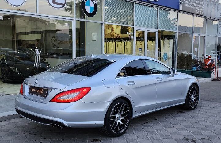 Mercedes-Benz CLS-Class CLS 550 Facelift full