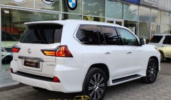 Lexus LX 570 full