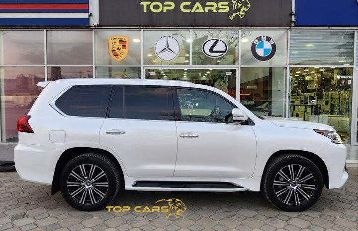 Lexus LX 570 full