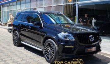 Mercedes-Benz GL550 full