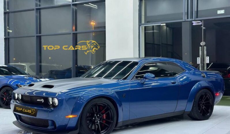 Challenger SRT Hellcat full