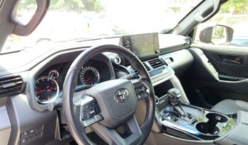 Toyota Landcruiser LC300 full