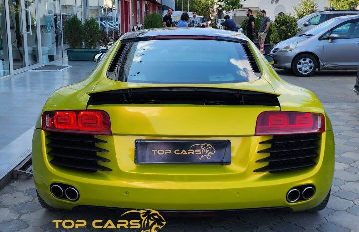 Audi R8 full