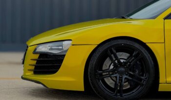 Audi R8 full