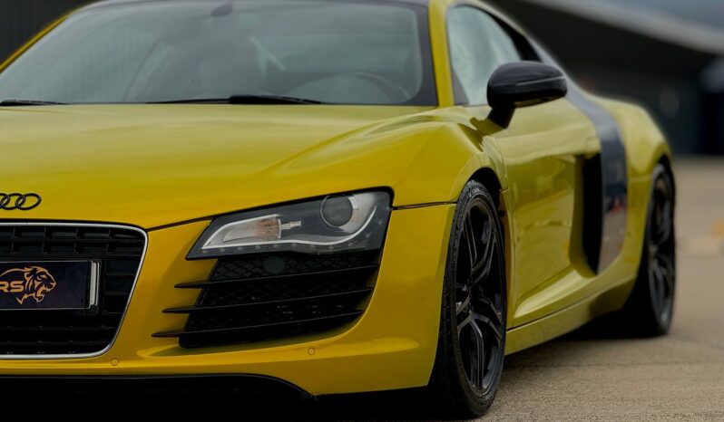 Audi R8 full