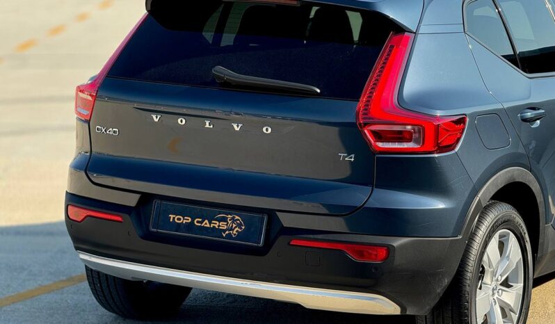 Volvo XC40 full